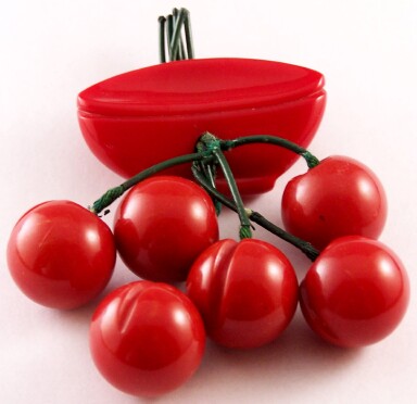 BP219 red bakelite bowl of cherries dangly pin